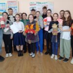 Actorii Teatrului De Păpuși (1)